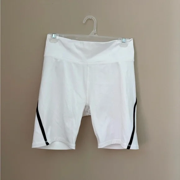 Born Living Yoga White Leggings with Black Accents size L - Picture 5 of 7